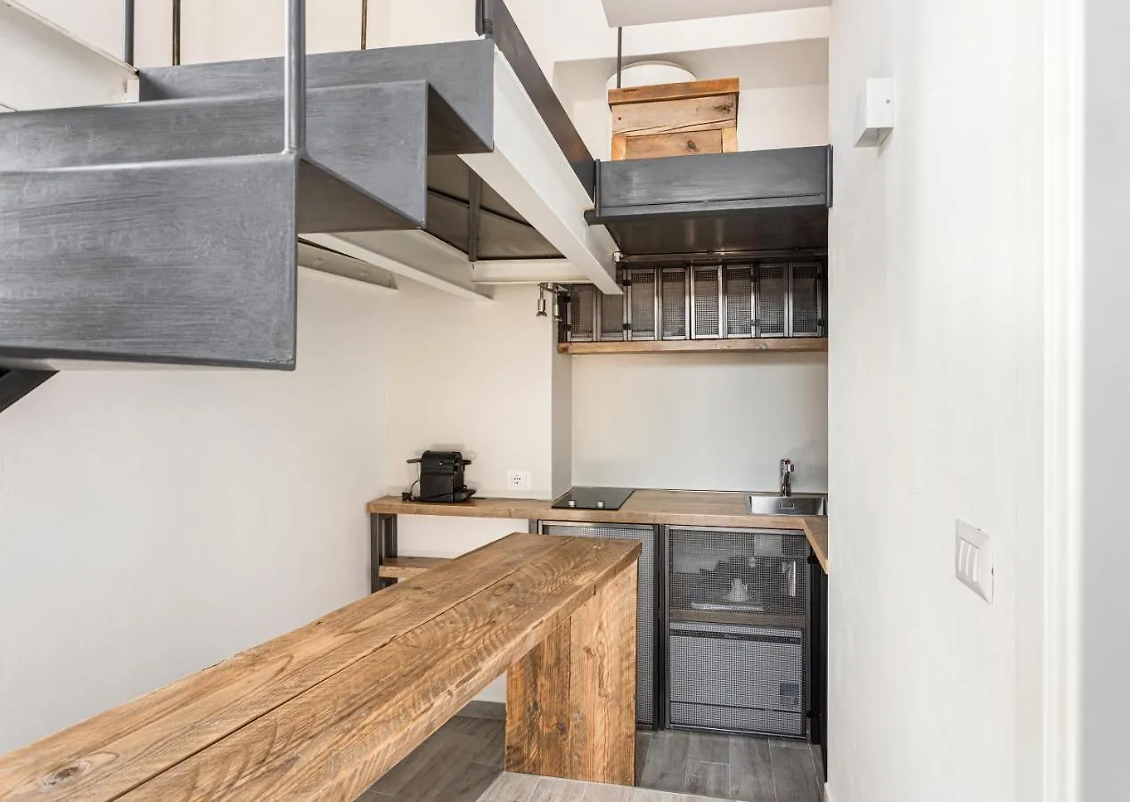 דירות מילאנו Lofty Loft - Chiese 0*,  איטליה