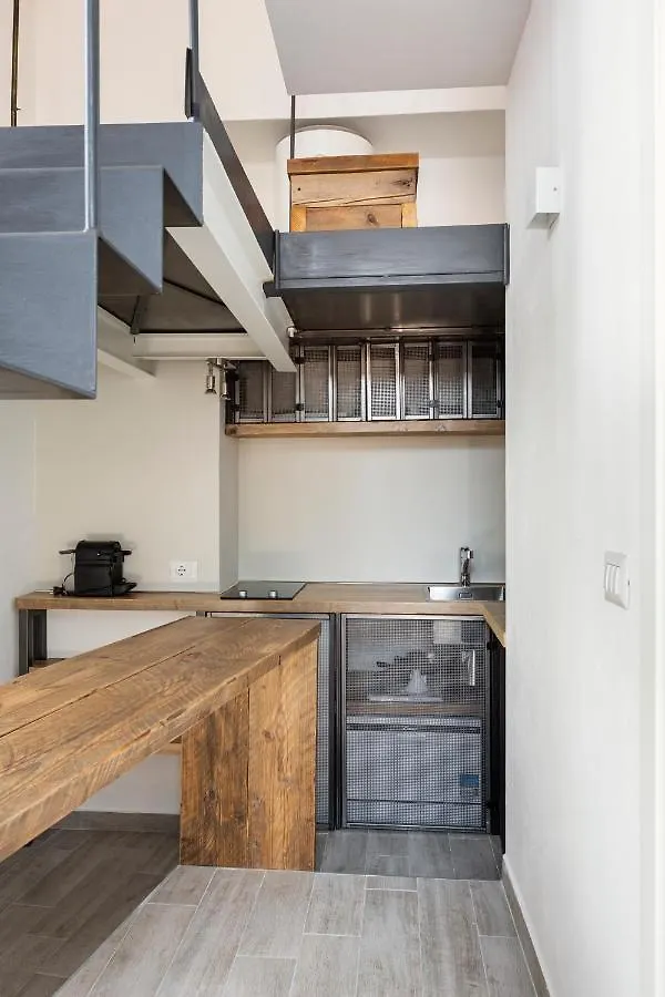 דירות מילאנו Lofty Loft - Chiese 0*,  איטליה
